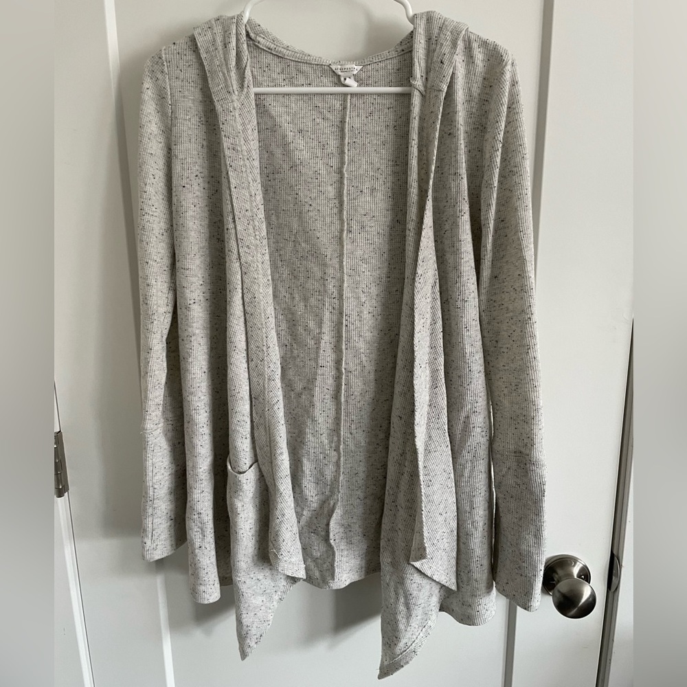 Medium Aeropostale Cream/Grey Speckled Cardigan